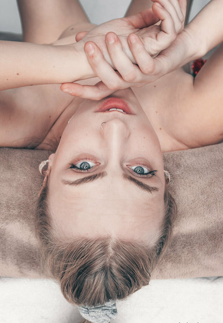 sophielune セクシー女優 写真