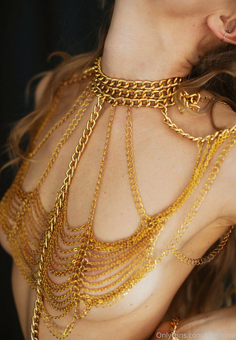 ioannova 限定スター 画像