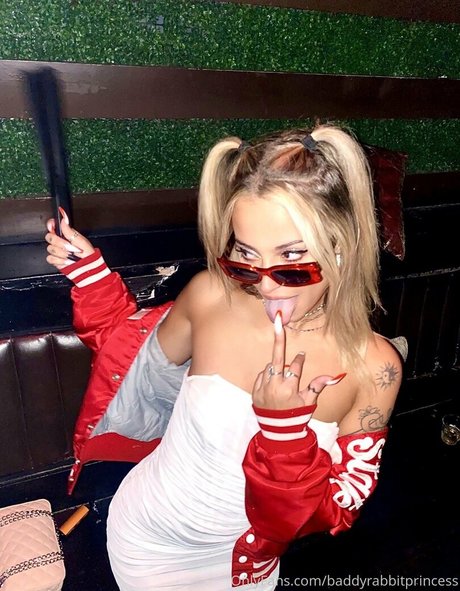 juliana valentinax ヌードのポルノスター ギャラリー