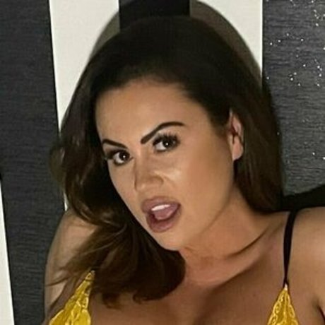 アジア人寝取られOnlyFans セクシーヌード 写真