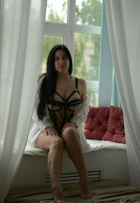 lusty queen 高品質モデル 写真