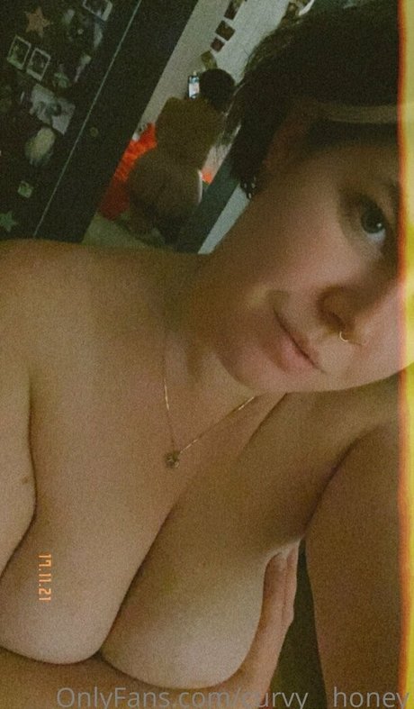 curvy__honey 高品質女優 画像