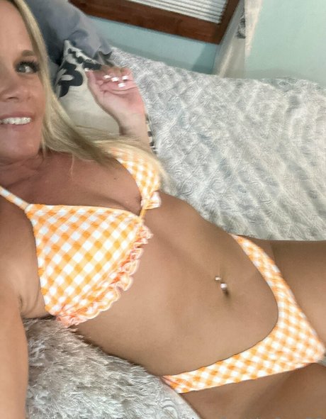 perfecttitsfree22 profile image