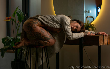 Stephanie Paul ポルノスター 素敵 ギャラリー