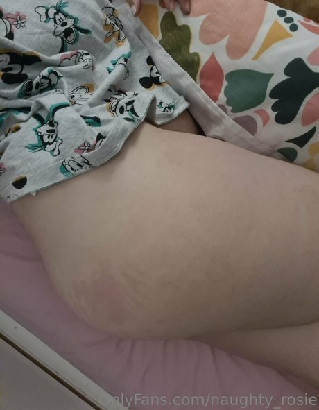 naughty rosie ポルノスター セックス 画像