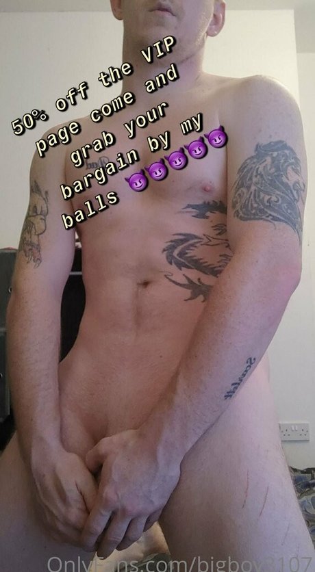 bigboy3107 スター ヌード 画像