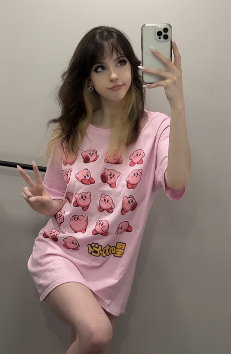 ドイツのアマチュアOnlyFans セクシー 画像