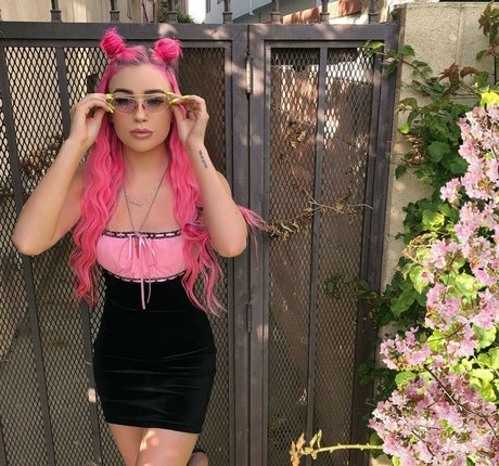 ライブストリーミングOnlyFans アートxxx 画像