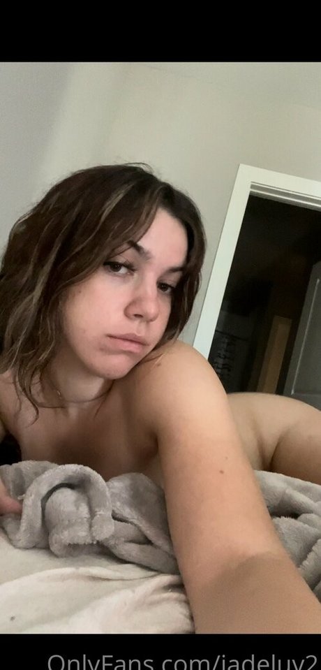 jadeluv2 美しいモデル 画像