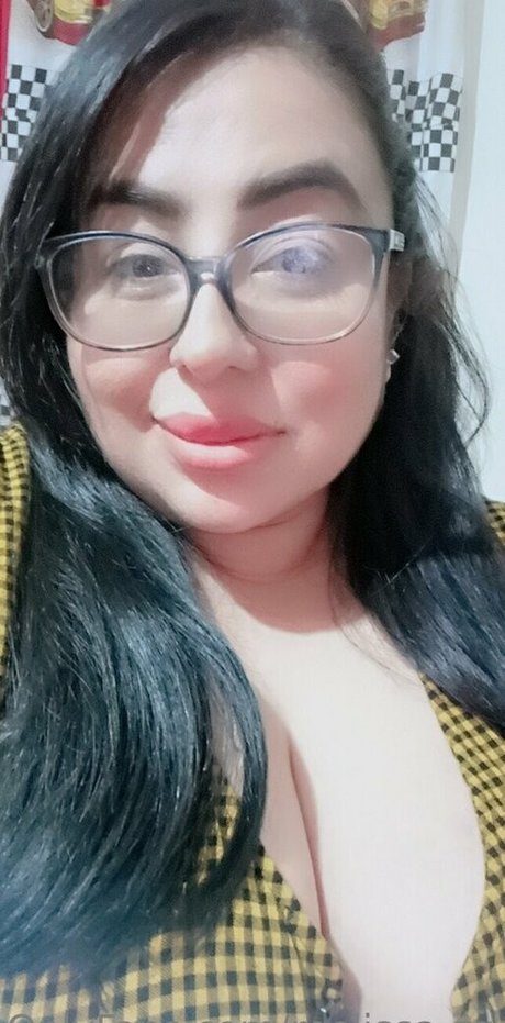 melissa sg エロティックモデル 写真