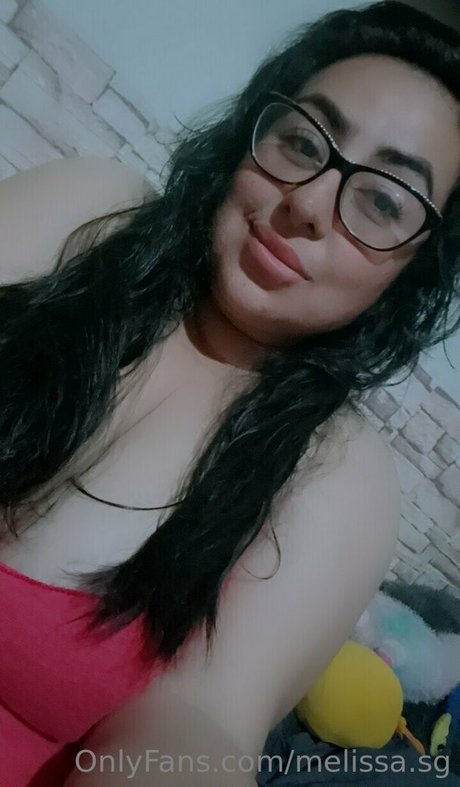 DMV オンリーファン セクシー裸 画像