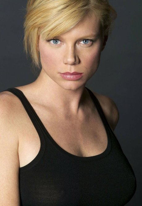 Peta Wilson ポルノスター ヌード 画像