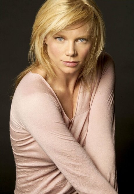 Peta Wilson セックスモデル 写真