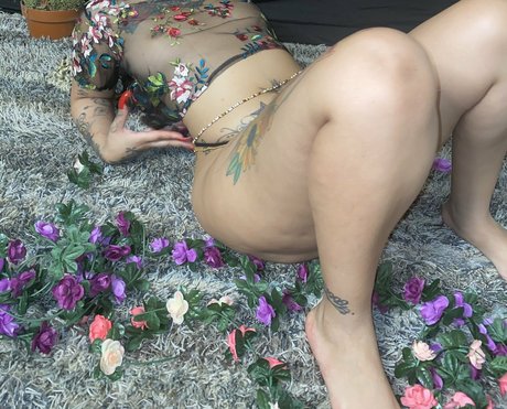 アジア人痴女OnlyFans ポルノグラフィック 画像