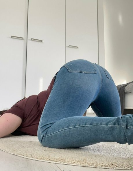 only pervs スター ヌード 写真