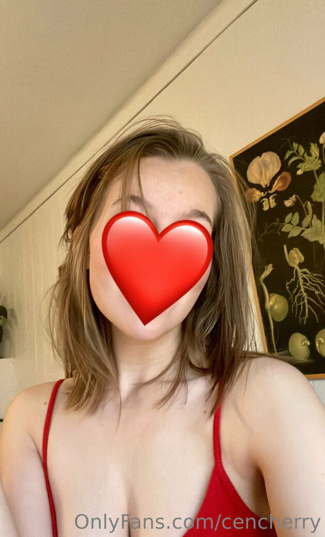 cencherry セックス女優 写真