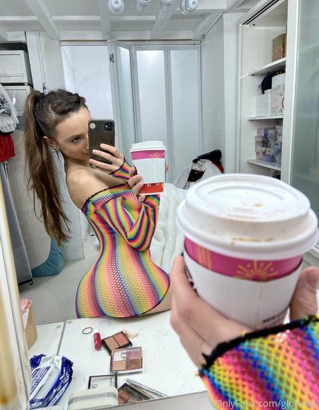 gloriasol xxxスター 写真