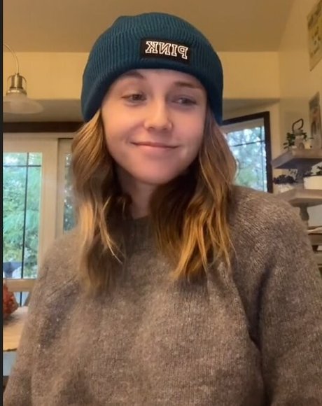 Kira Graceeee 無料のスター 写真