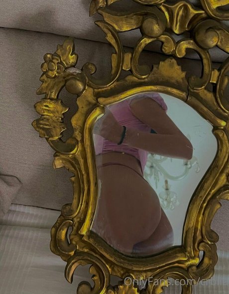 toyperra 完璧なモデル 写真