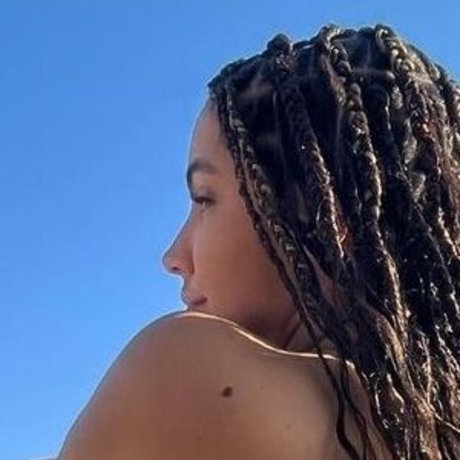 Steff Lima 裸モデル 画像