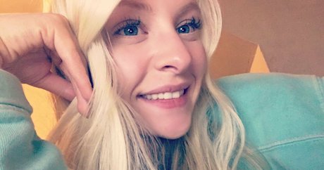 母娘オンリーファン HD 写真