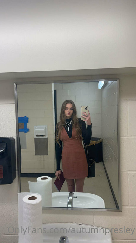 autumnpresley セックス女優 画像
