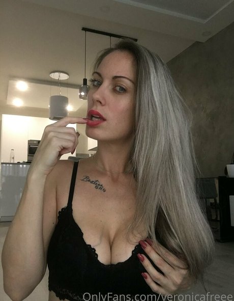 veronicafreee セックススター 写真