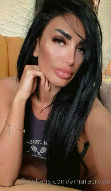 ブロンドヨガOnlyFans ホットヌード 画像