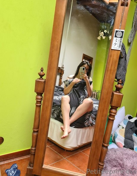 petiteeprincess ポルノモデル ギャラリー