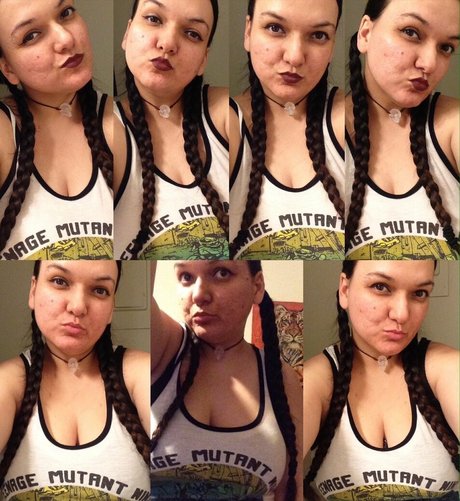 若い熟女OnlyFans ポルノグラフィック 写真