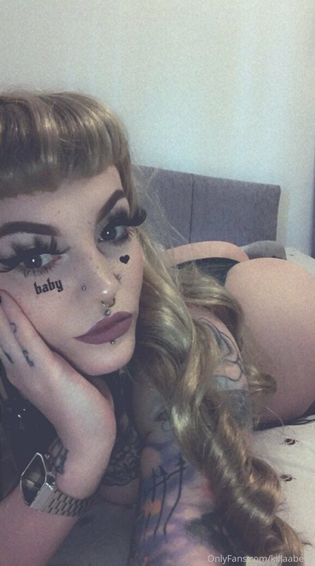 若い熟女OnlyFans セクシーヌード 画像