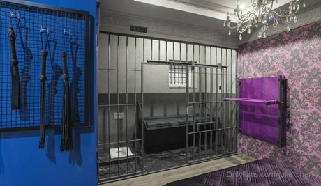 熟女ディルドOnlyFans セクシー 写真