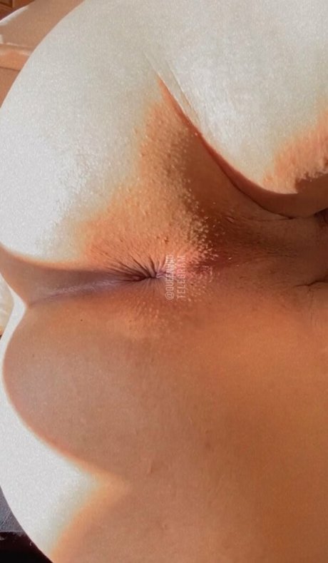 Vic Cavalona Vicc エロティックなポルノスター 写真