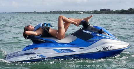 曲線美のティーンズOnlyFans セックス 写真