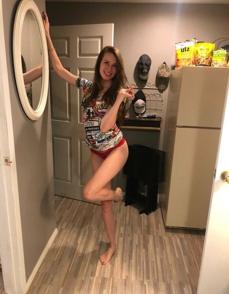 Moongirlbabyy トップモデル 画像