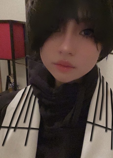 Astro Rivaille ポルノスター ヌード 写真