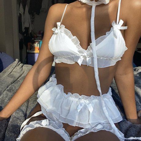 客室乗務員 OnlyFans xxx 写真