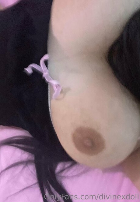 divinexdoll アート女優 画像