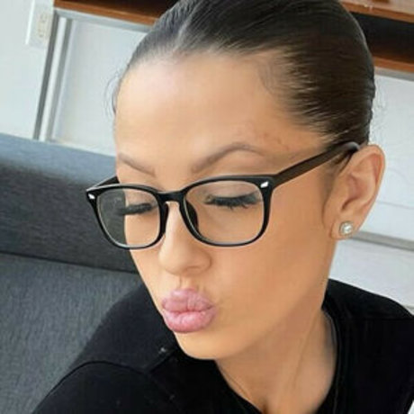 Amela Omor profile image