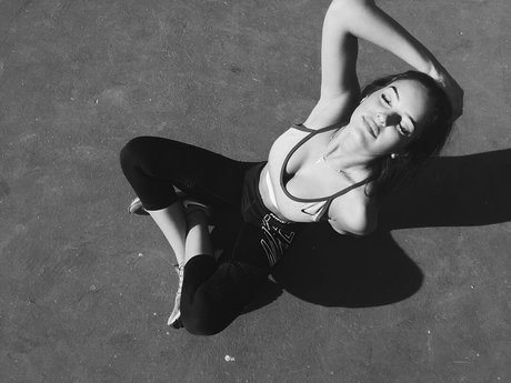 Noam Alon 美しいモデル 写真