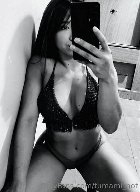 tumami hot 素敵なポルノスター 画像