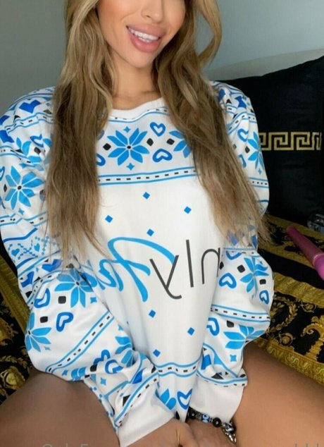 エボニートップオンリーファン ヌード 写真