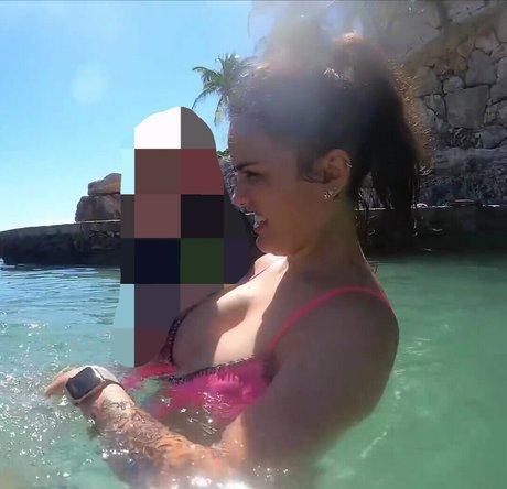 ストリッパーOnlyFans 無料セクシー 画像