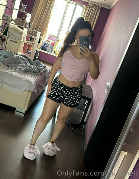 日焼けしたOnlyFans ホットセックス 画像