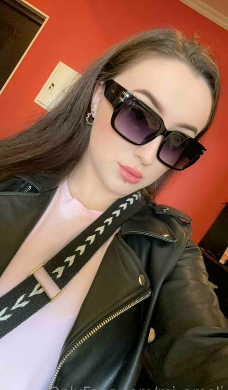 アジア人のアナルオンリーファン アートポルノ 写真