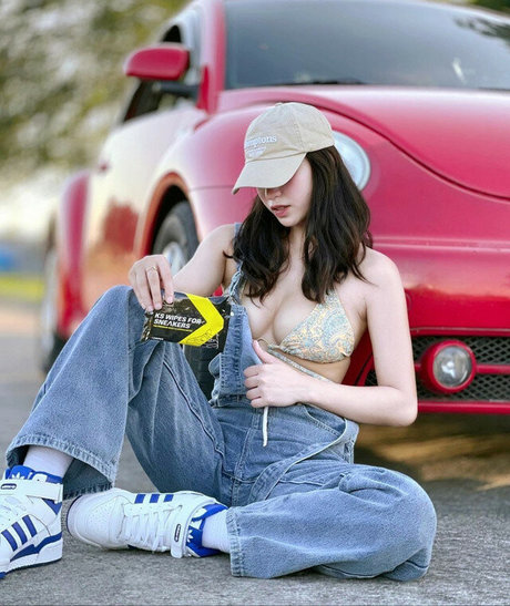 Criselda Alvarez 完璧なモデル アーカイブ