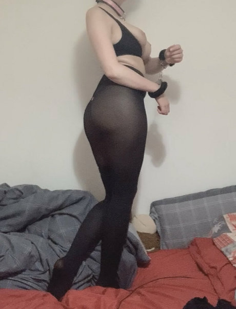 黒檀の小人OnlyFans 美しいヌード 写真