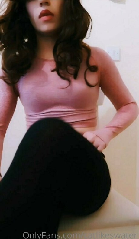 黒檀の小人OnlyFans アダルト 画像