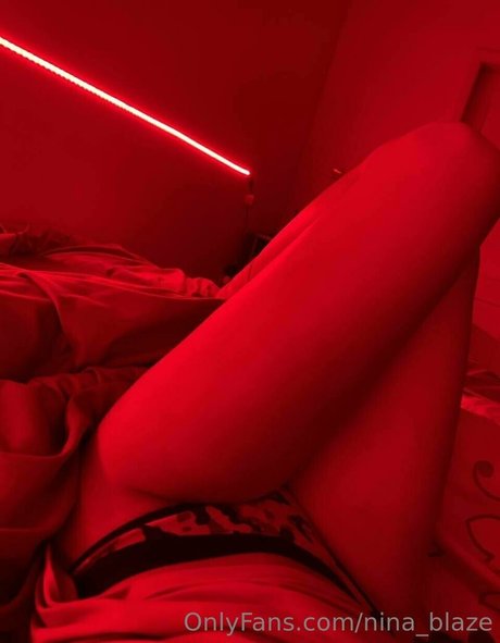 teenybabydolll ポルノスター 可愛い 写真