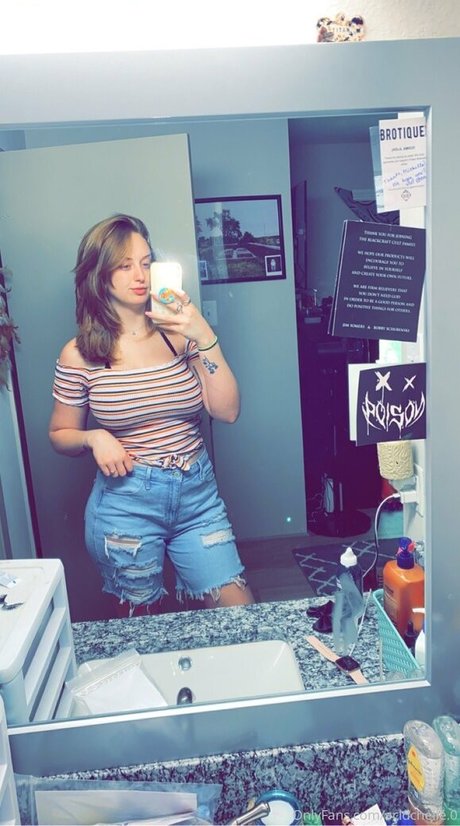 acidchelle 0 ポルノスター HD 写真